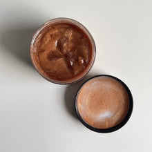 Carica l&#39;immagine nel visualizzatore di Gallery, BRONZE BODY SCRUB
